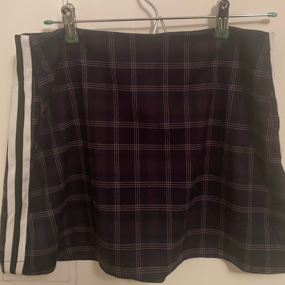 Plaid ‘Racing Stripe’ UO Mini Skirt